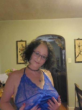 Autumn Bottom, 48  female escort, Louisville