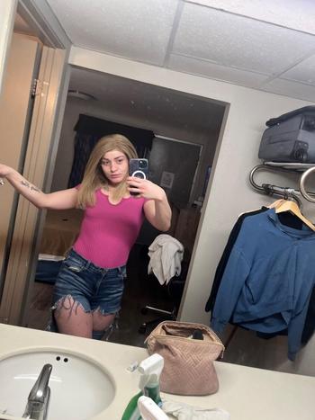 Candii, 26  female escort, Louisville