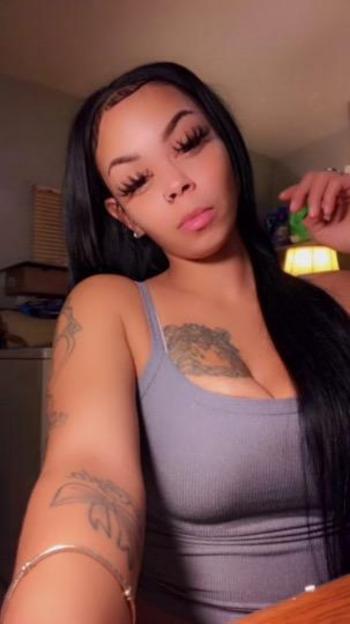 Barbie , 22  female escort, Louisville