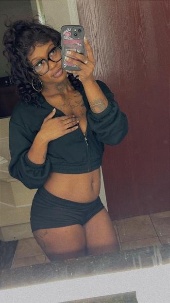 Lexii, 23  female escort, Louisville