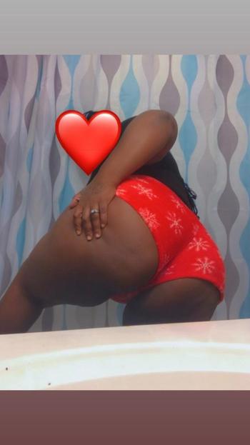 Crystal, 28  female escort, Louisville