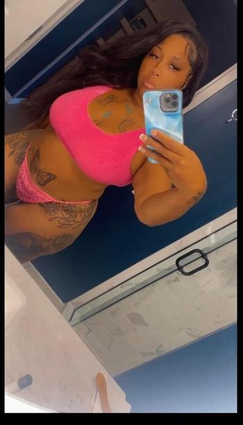Kayla, 26  female escort, Louisville
