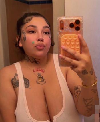 Asia, 24  female escort, Louisville