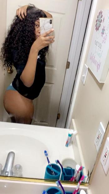 Diamond , 23  female escort, Louisville