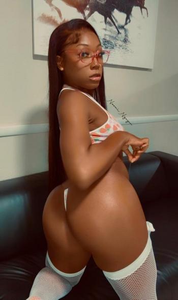 Naomi, 25  female escort, Louisville