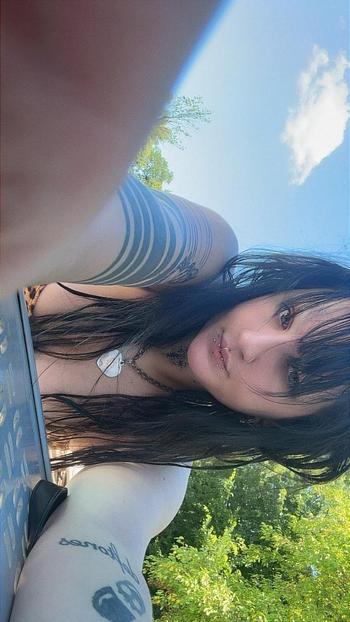 Bambi, 22  female escort, Louisville