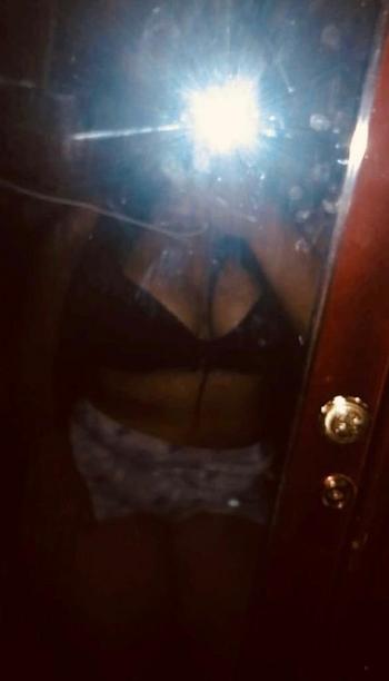 Imani, 25  female escort, Louisville