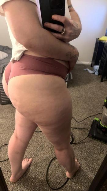 London, 26  female escort, Louisville