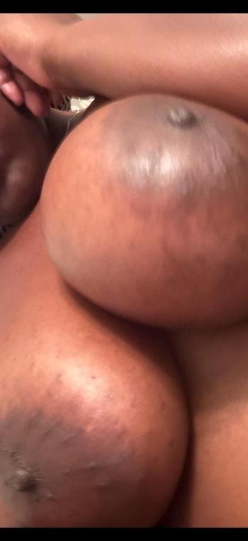 463-239-2902, 23  female escort, Louisville